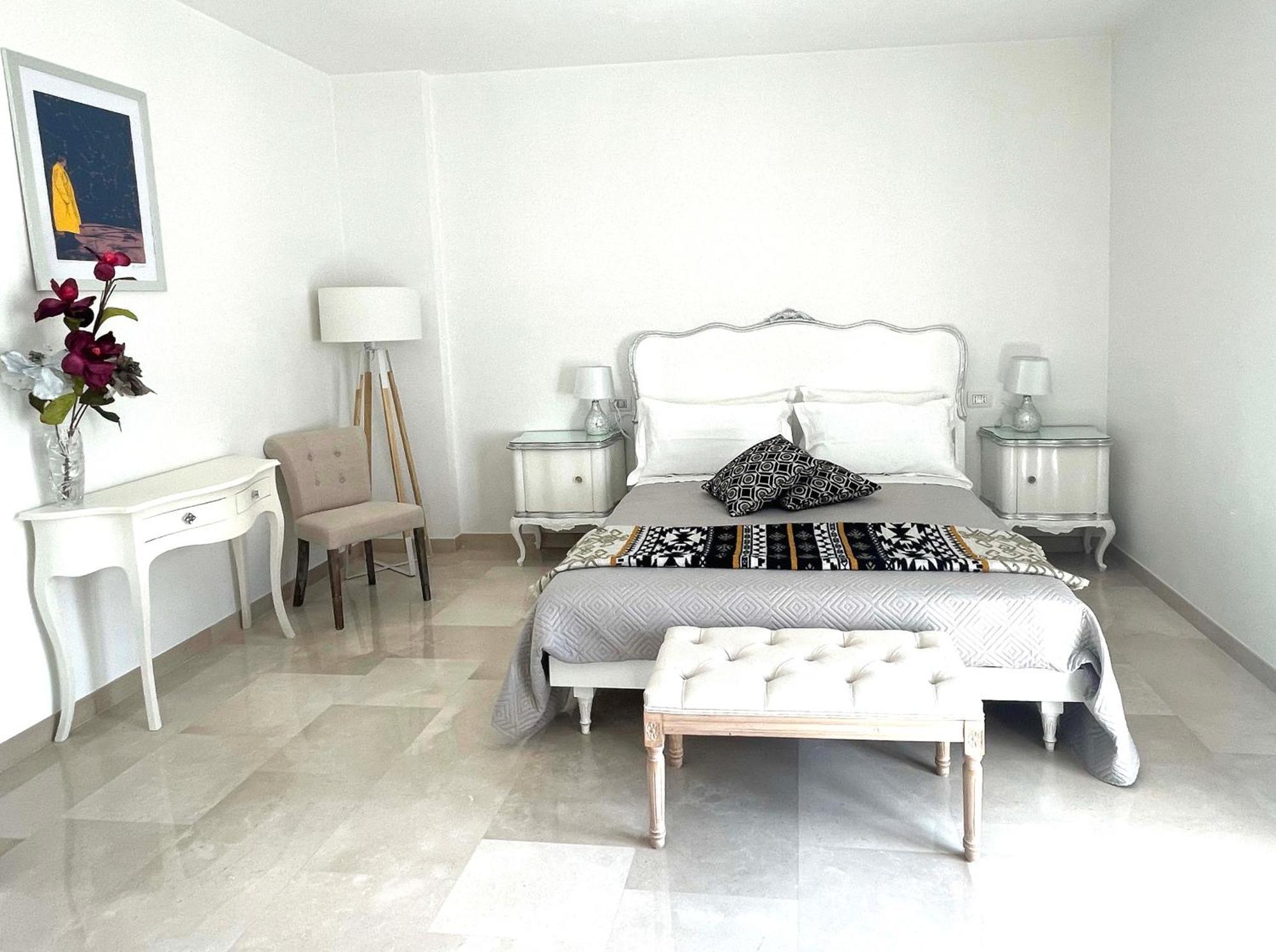 Augustea Bed and Breakfast Sannicandro di Bari Eksteriør billede